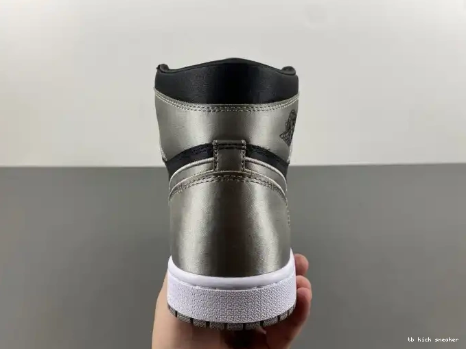 Rep TBK Satin FD4810-010 Air WMNS OG Jordan 1 High Shadow 0405